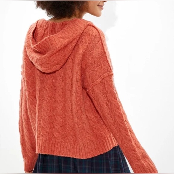 NWT American Eagle Oversized Cropped V-Neck Hooded Sweater - Picture 3 of 11